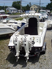 used boat dealer